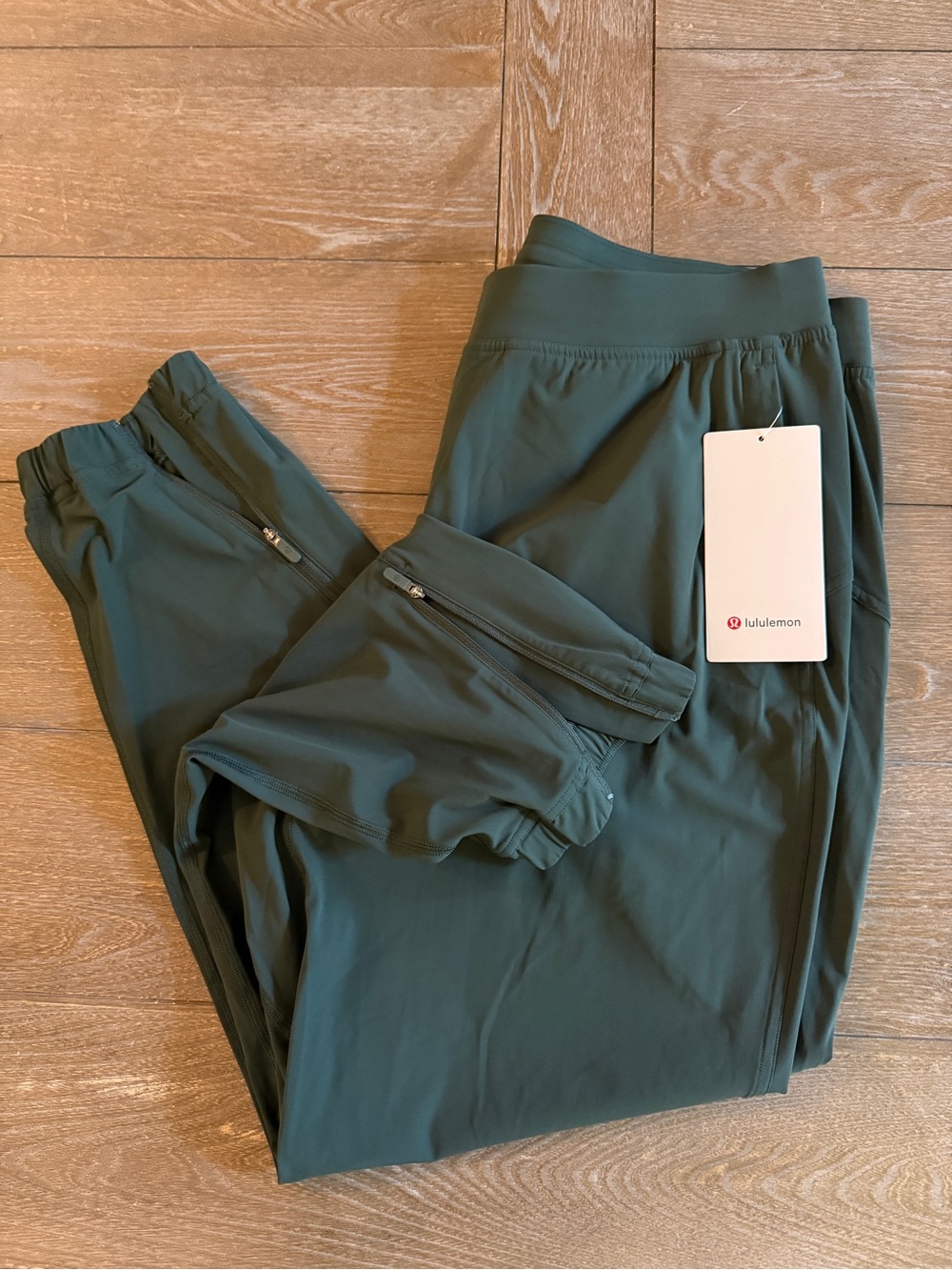 Lululemon Women’s Green Jogger Pants Athletic Casual - Picture 5 of 5
